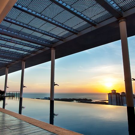 Asia Melaka Hotel Managed By The Straits Hotel & Suites Buitenkant foto