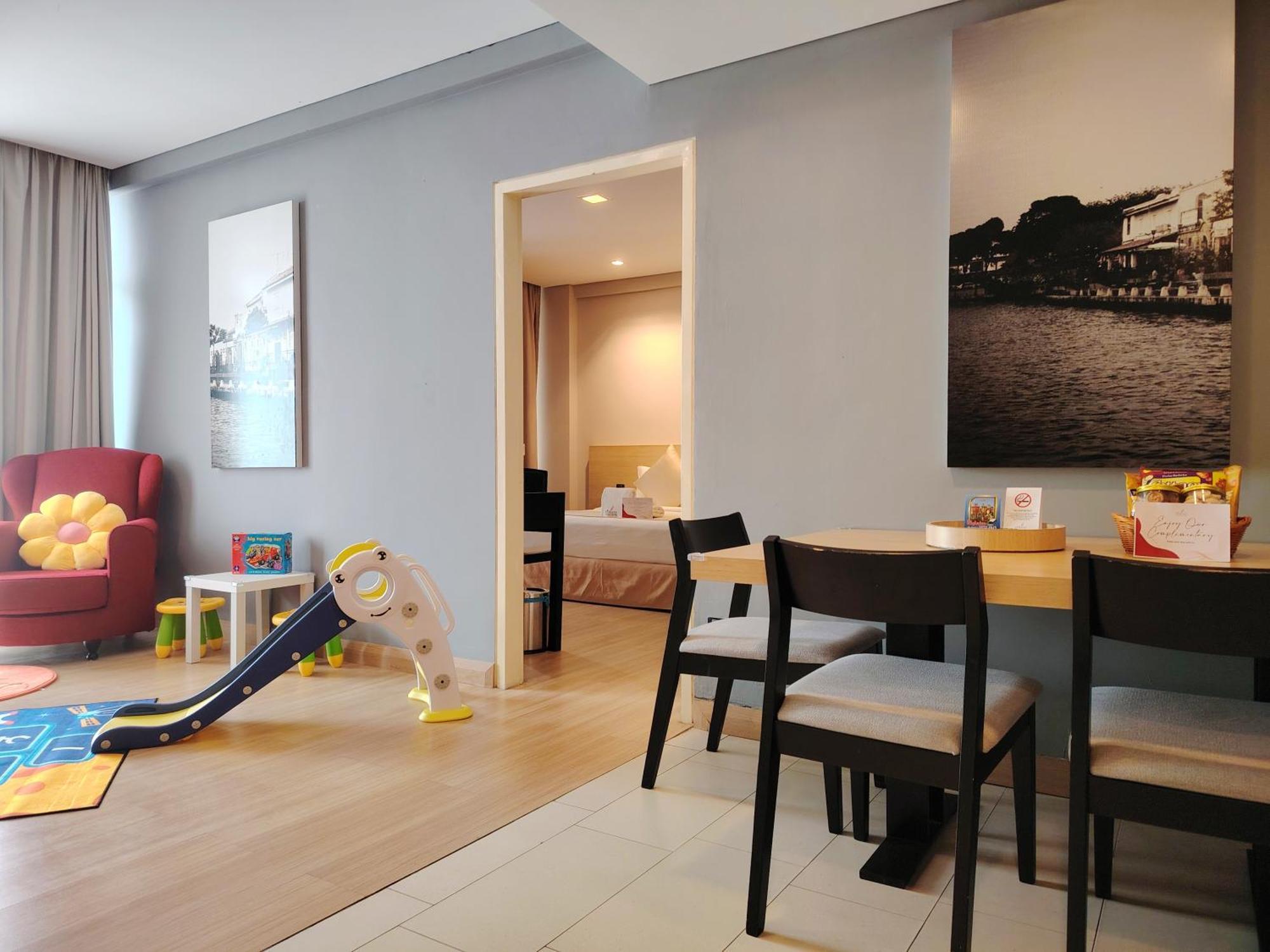 Asia Melaka Hotel Managed By The Straits Hotel & Suites Buitenkant foto