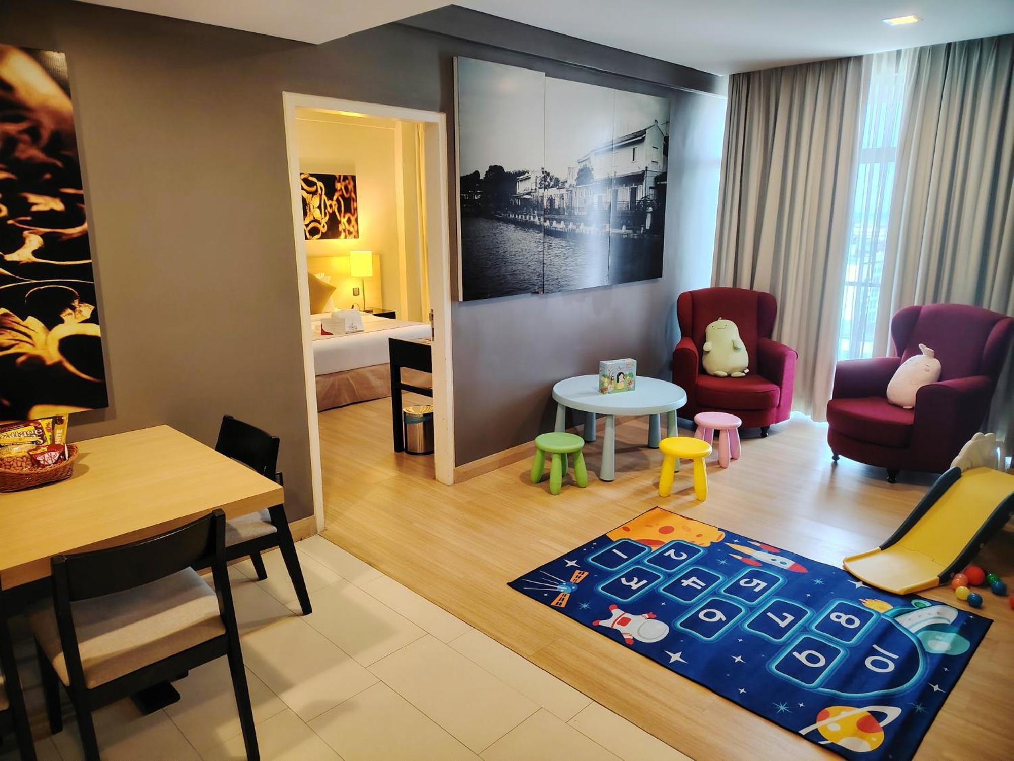 Asia Melaka Hotel Managed By The Straits Hotel & Suites Buitenkant foto